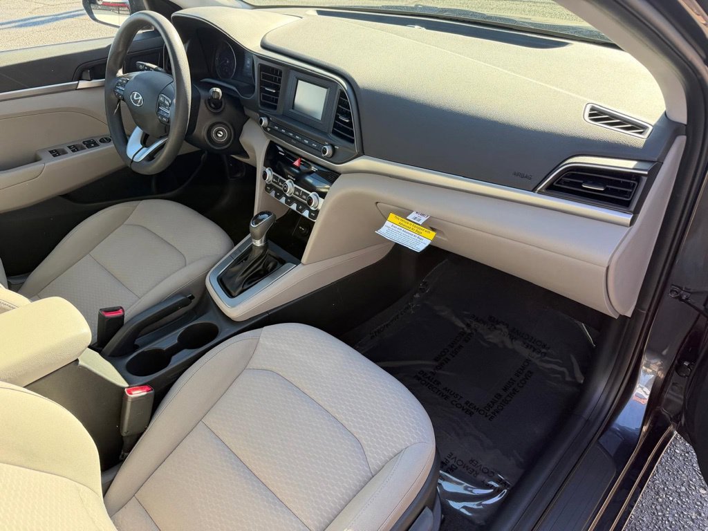 Used 2020 Hyundai Elantra SE FWD image 31