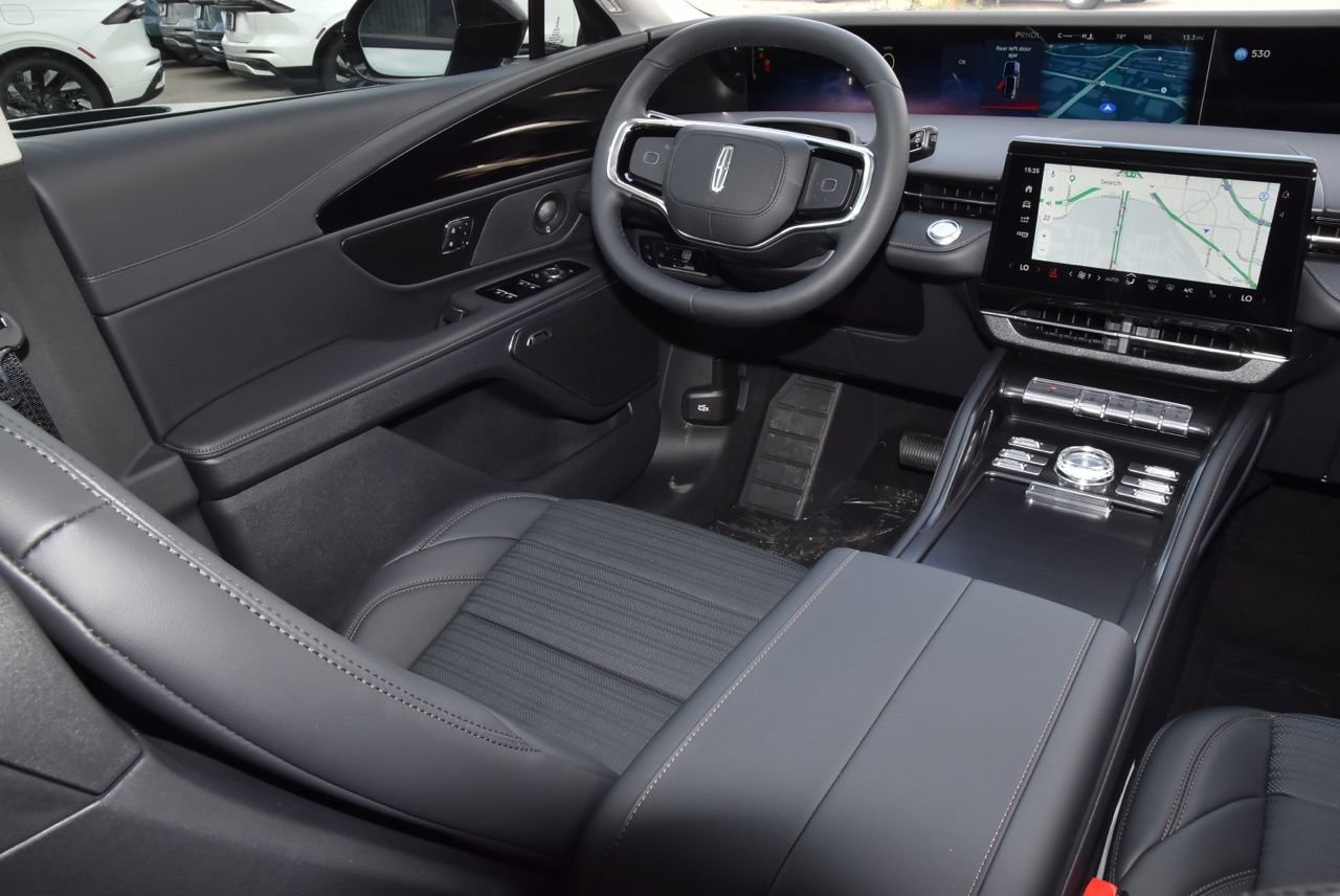 New 2026 Lincoln Nautilus Reserve AWD/4WD image 22