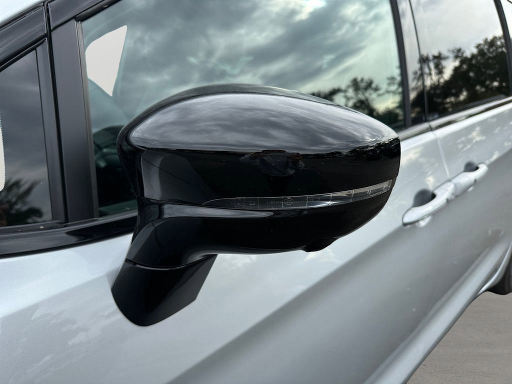 New 2026 Chrysler Pacifica Limited w/ S Appearance Package FWD image 11
