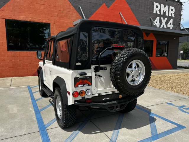 Used 1995 Land Rover Defender 90 AWD/4WD image 5
