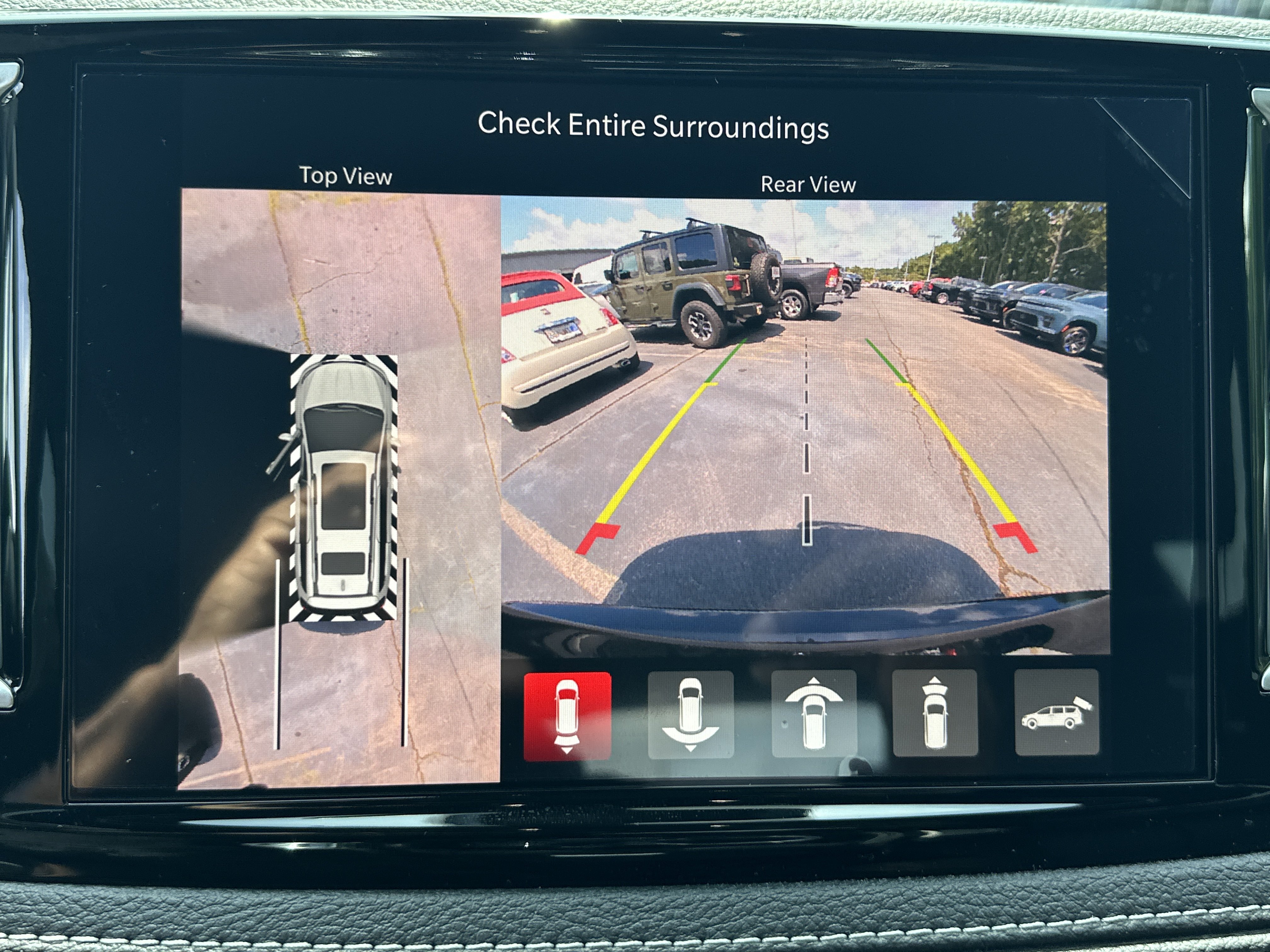New 2027 Chrysler Pacifica Limited FWD image 24
