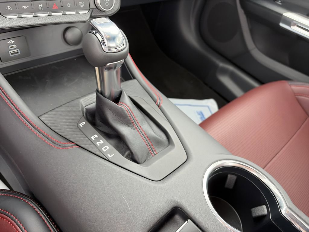 Used 2025 Ford Mustang Premium RWD image 26