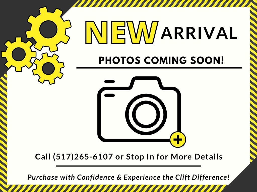 Used 2017 Buick Regal Premium FWD image 2