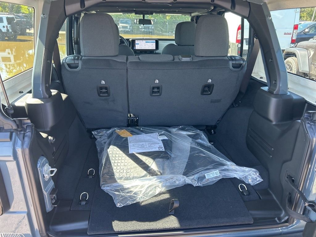 New 2026 Jeep Wrangler Unlimited Sport AWD/4WD image 30