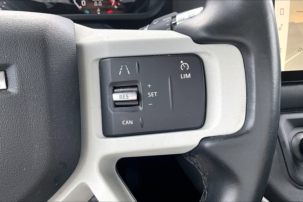 Used 2022 Land Rover Defender 110 S image 20