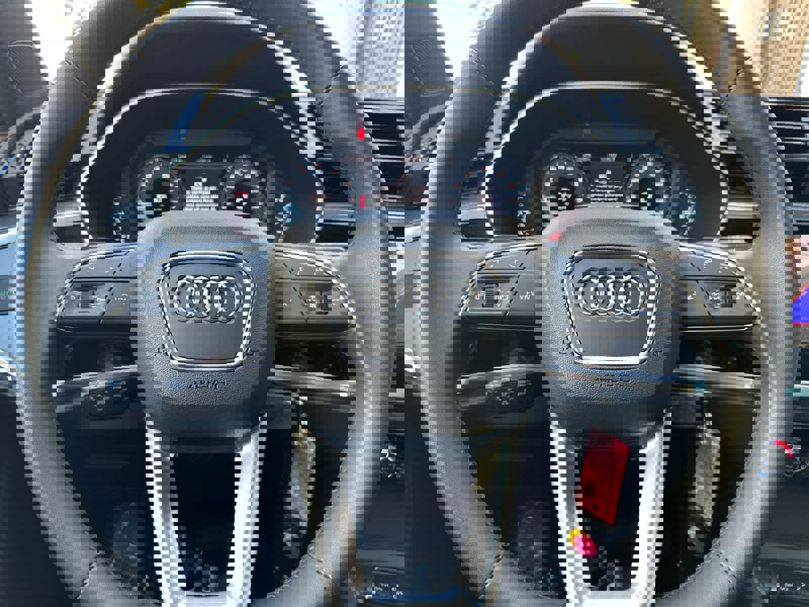 Used 2025 Audi Q3 2.0T Premium w/ Black Optic Sport Package AWD/4WD image 22