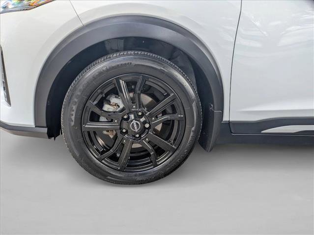 Certified 2023 Nissan Kicks SR w/ SR Premium Package image 21