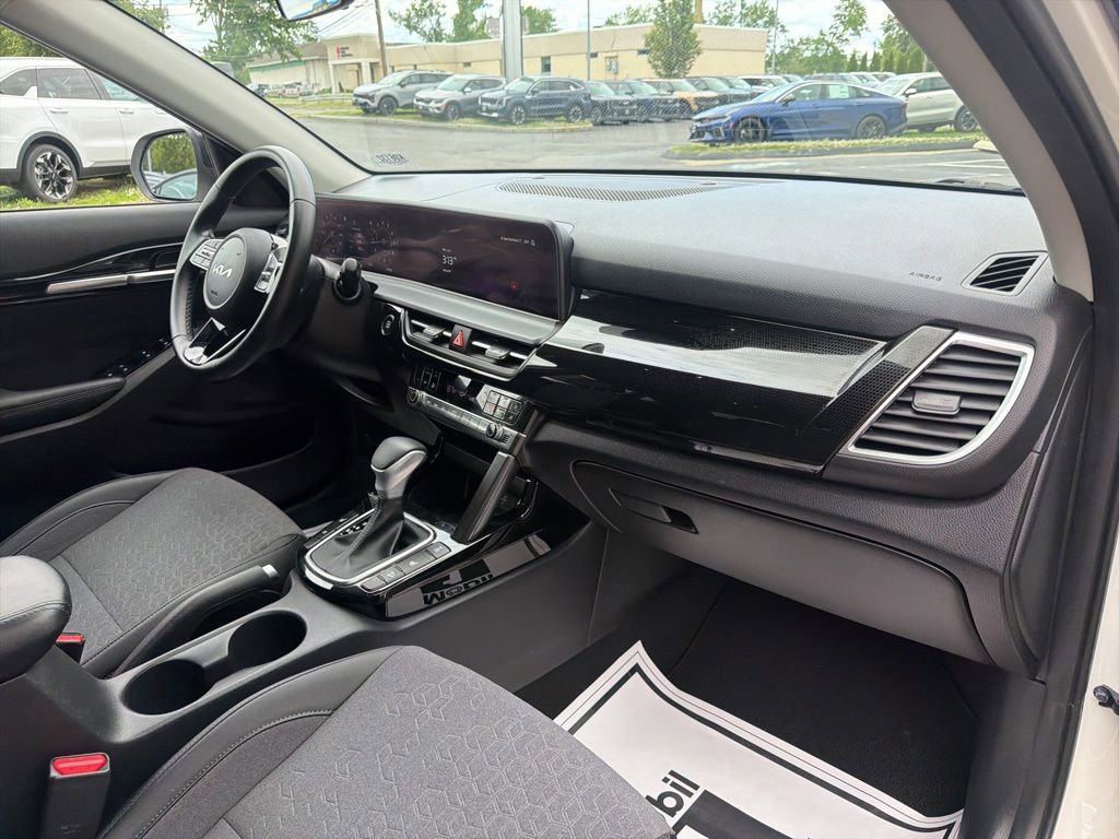 Certified 2024 Kia Seltos S AWD/4WD image 12
