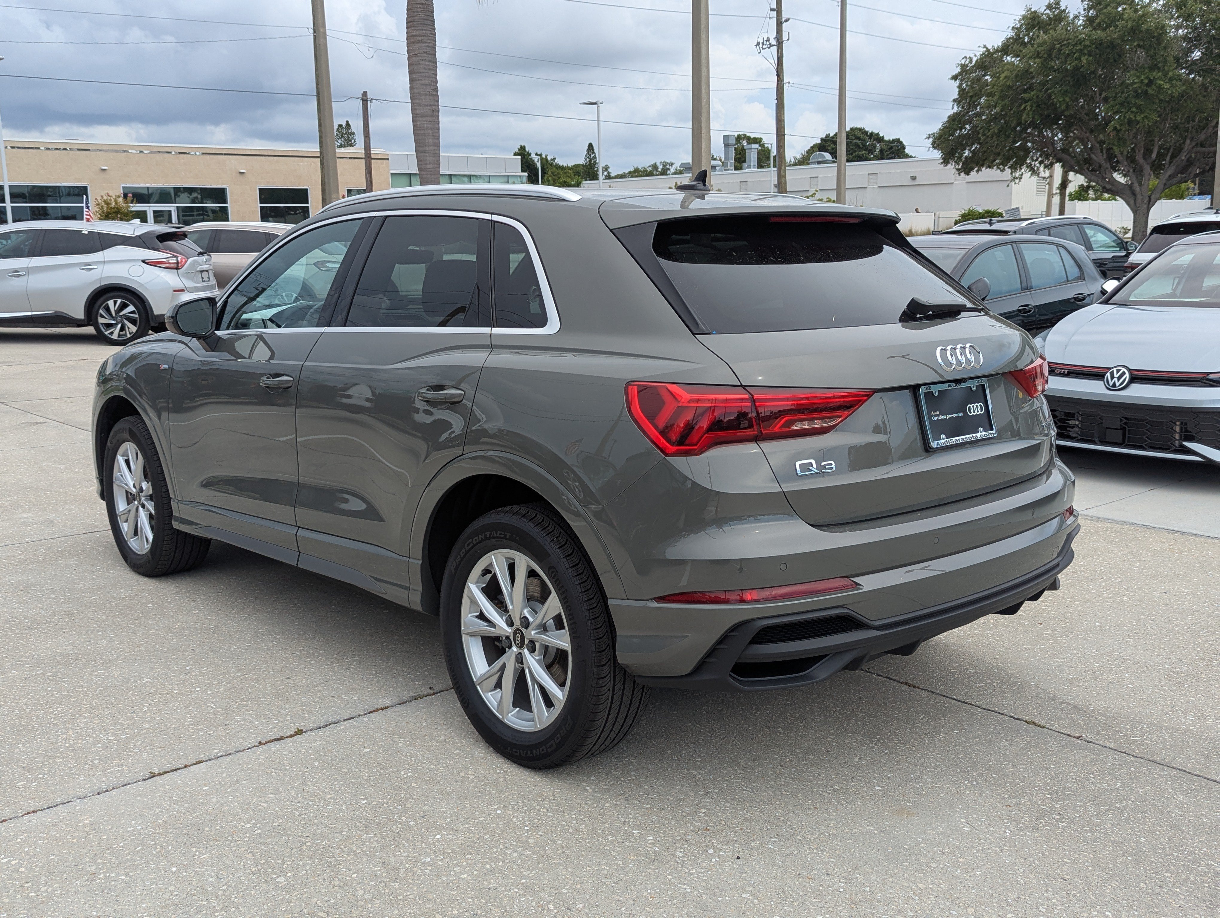 Used 2023 Audi Q3 2.0T Premium Plus w/ Premium Plus Package AWD/4WD image 5