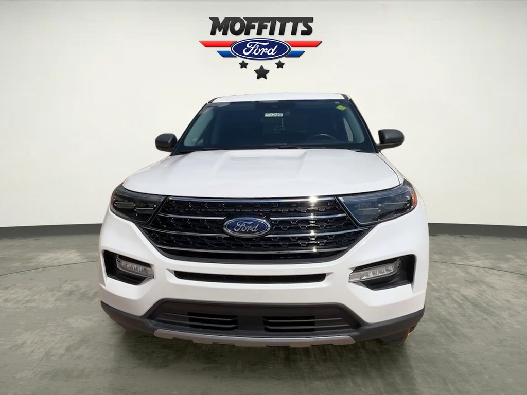 Used 2021 Ford Explorer XLT w/ Equipment Group 202A AWD/4WD image 8