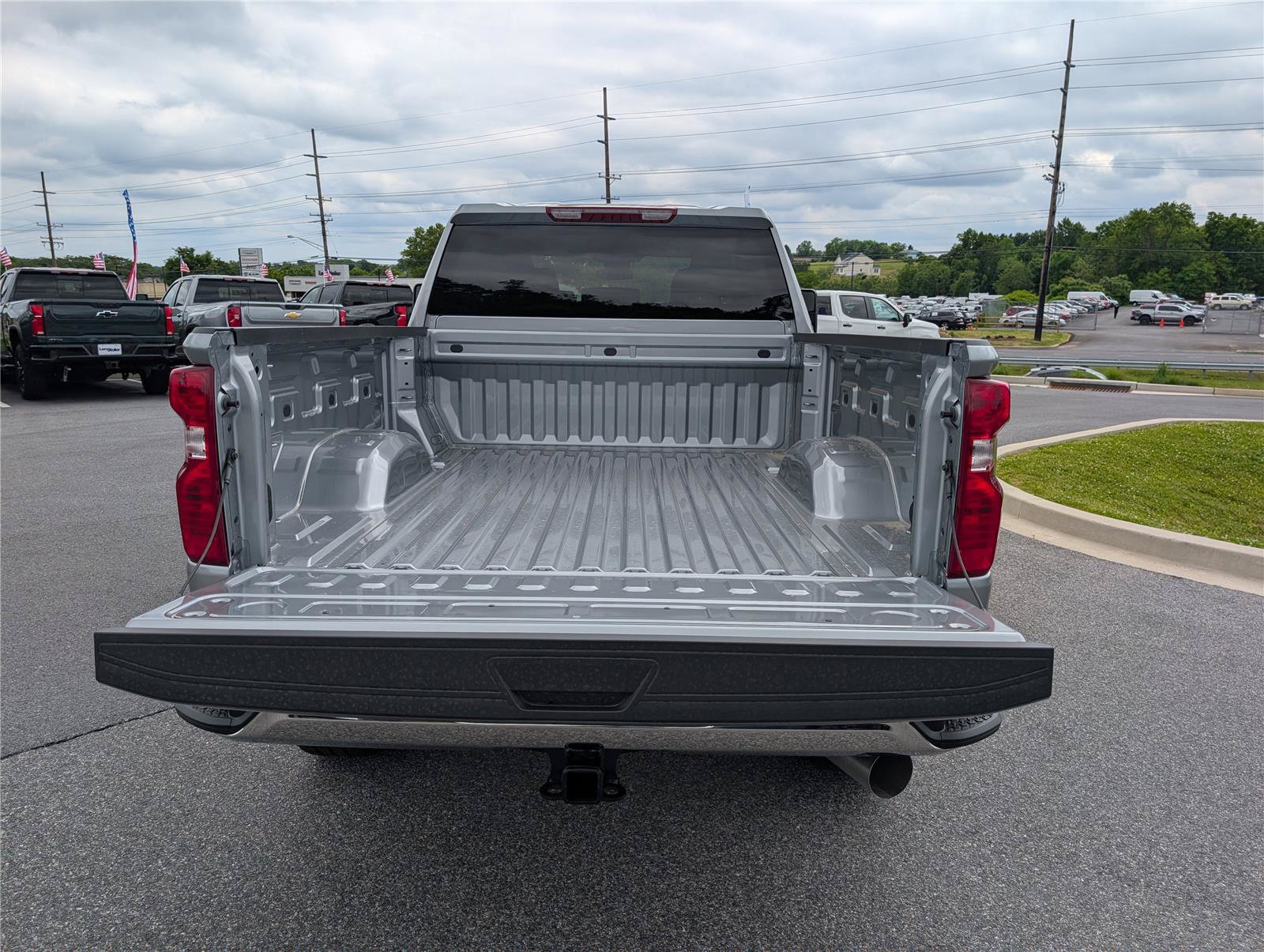 New 2026 Chevrolet Silverado 3500 LT w/ Z71 Off-Road Package AWD/4WD image 8