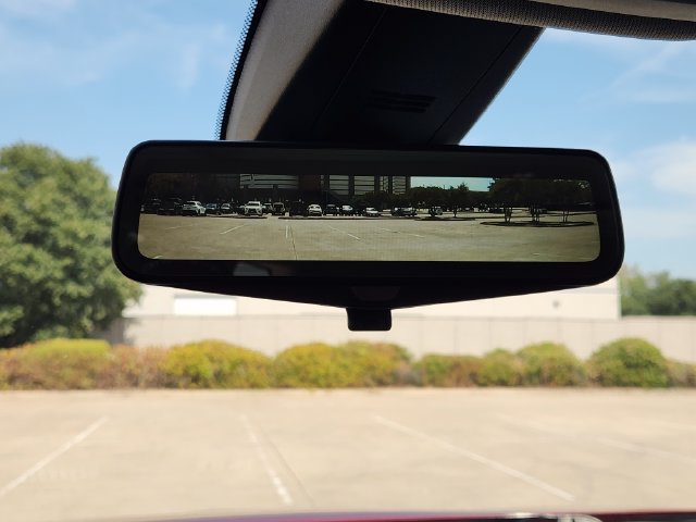 Used 2020 Chevrolet Traverse LT w/ LT Premium Package FWD image 17