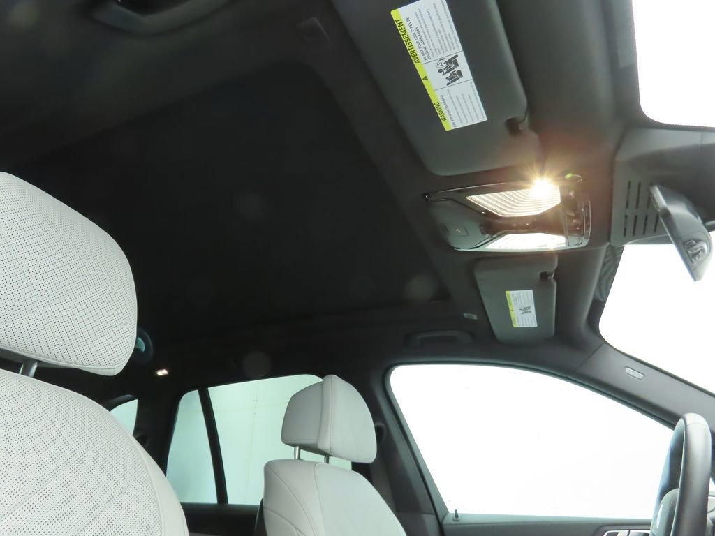 Certified 2024 BMW X5 xDrive40i w/ Premium Package image 18