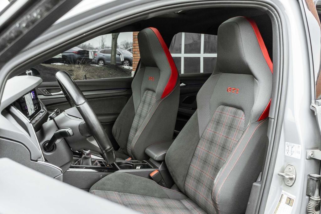 Used 2023 Volkswagen GTI Autobahn image 7