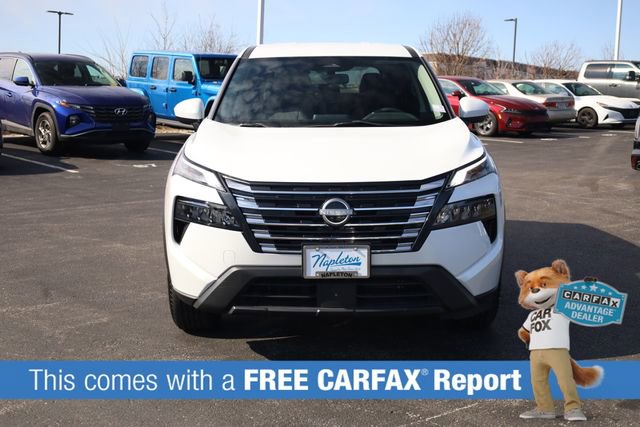 Used 2024 Nissan Rogue SV video 2