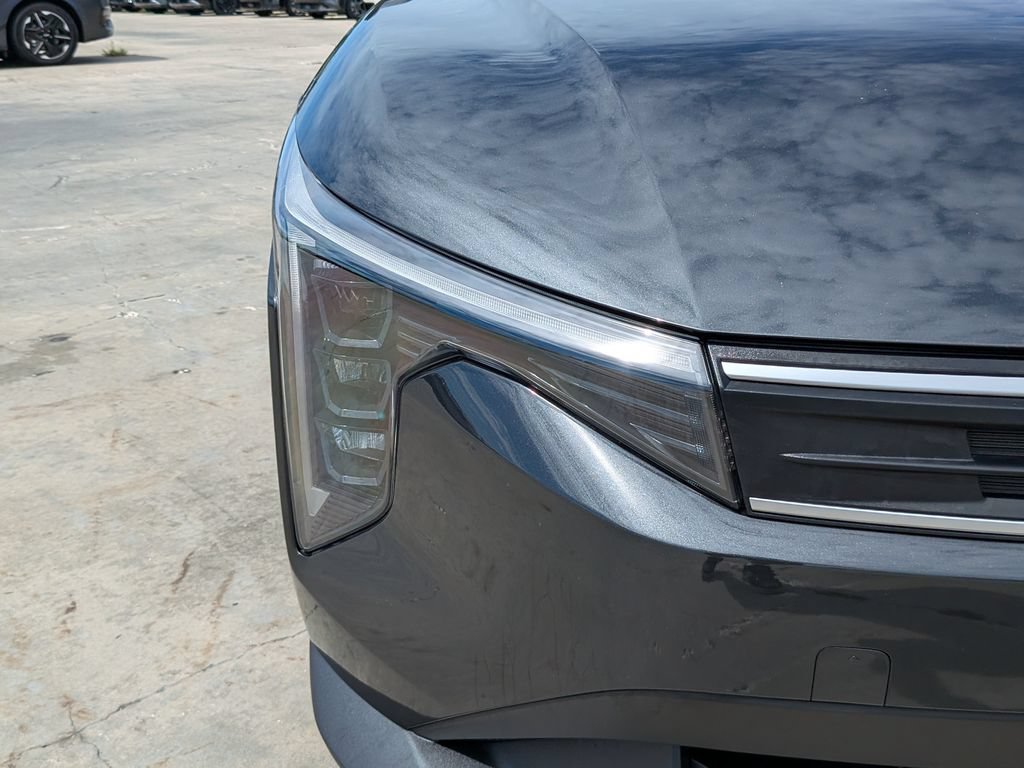 Certified 2025 Kia K4 FWD image 9
