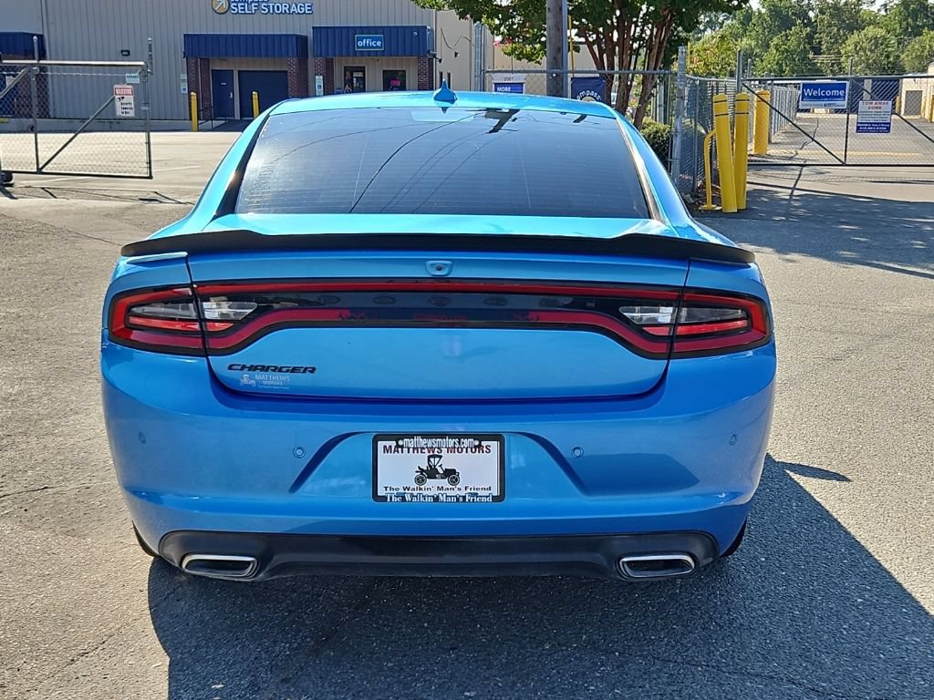 Used 2023 Dodge Charger SXT w/ Blacktop Package RWD image 6