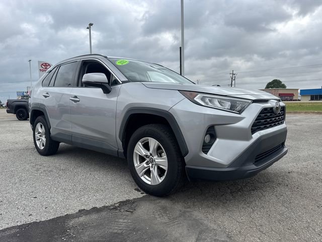 Used 2021 Toyota RAV4 XLE w/ Convenience Package FWD image 10