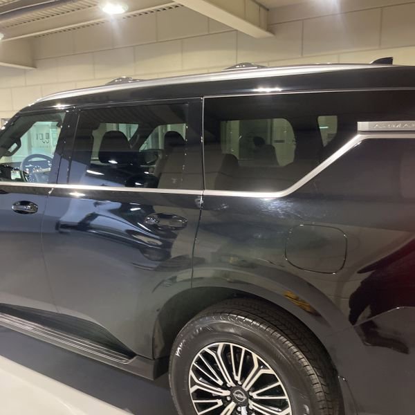 Used 2025 Nissan Armada Platinum image 13