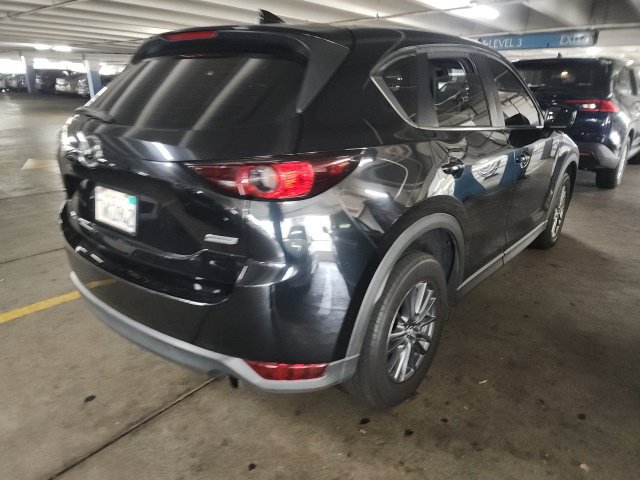 Used 2017 MAZDA CX-5 Sport FWD image 2