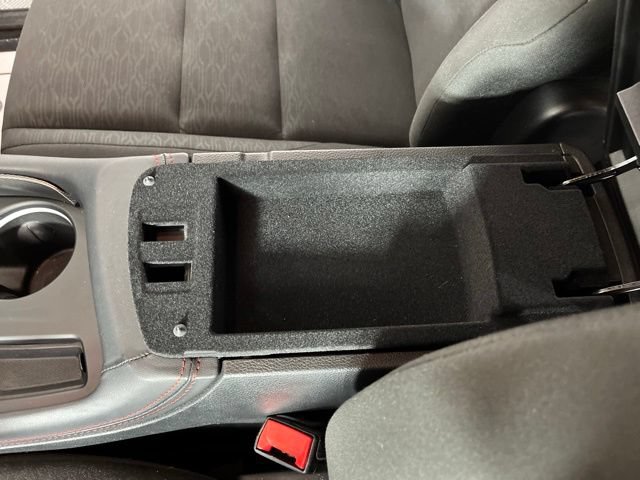 Used 2025 Dodge Durango GT RWD image 31