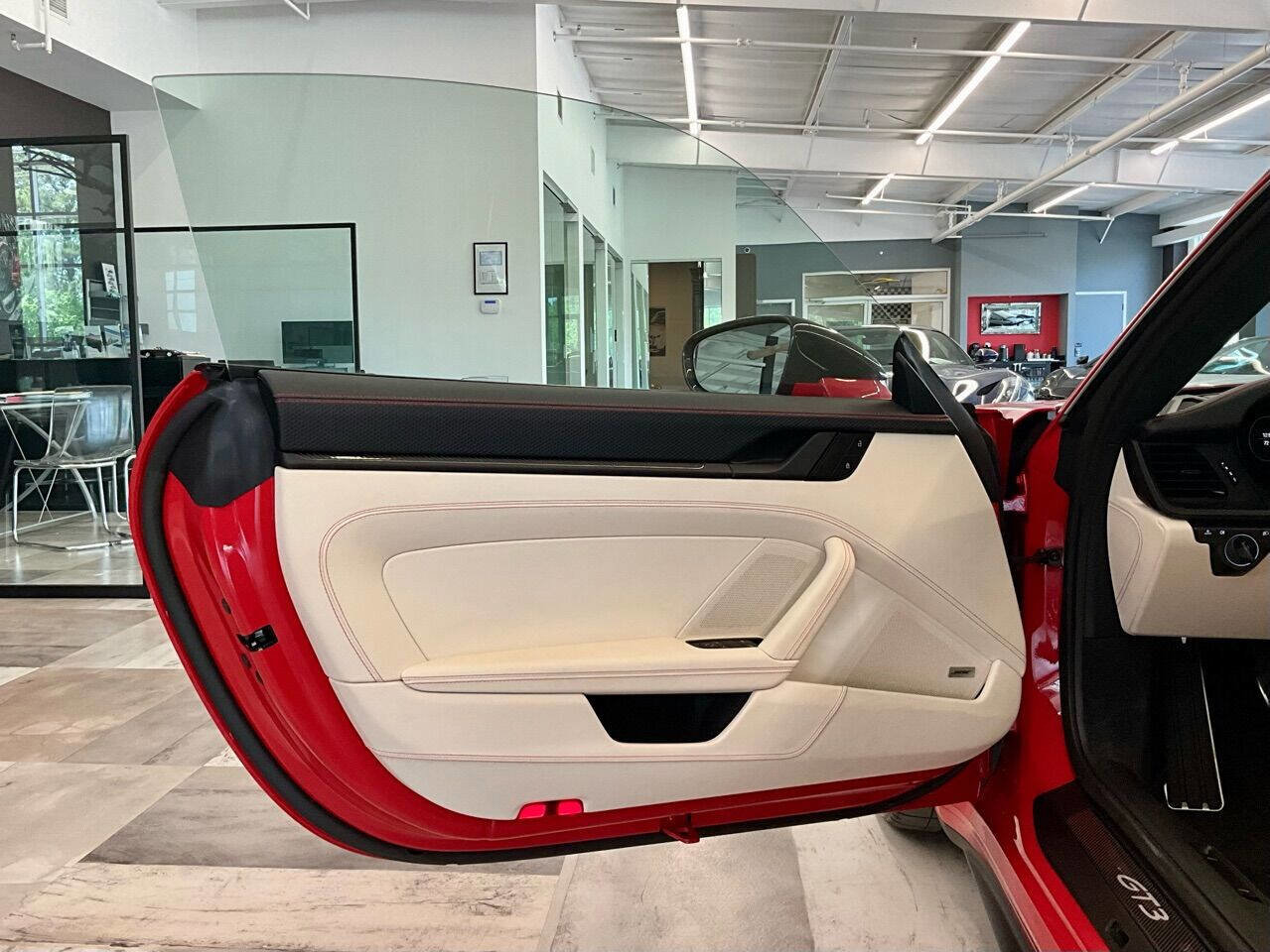 Used 2022 Porsche 911 GT3 image 22