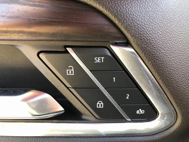 Used 2024 GMC Sierra 1500 SLT AWD/4WD image 17