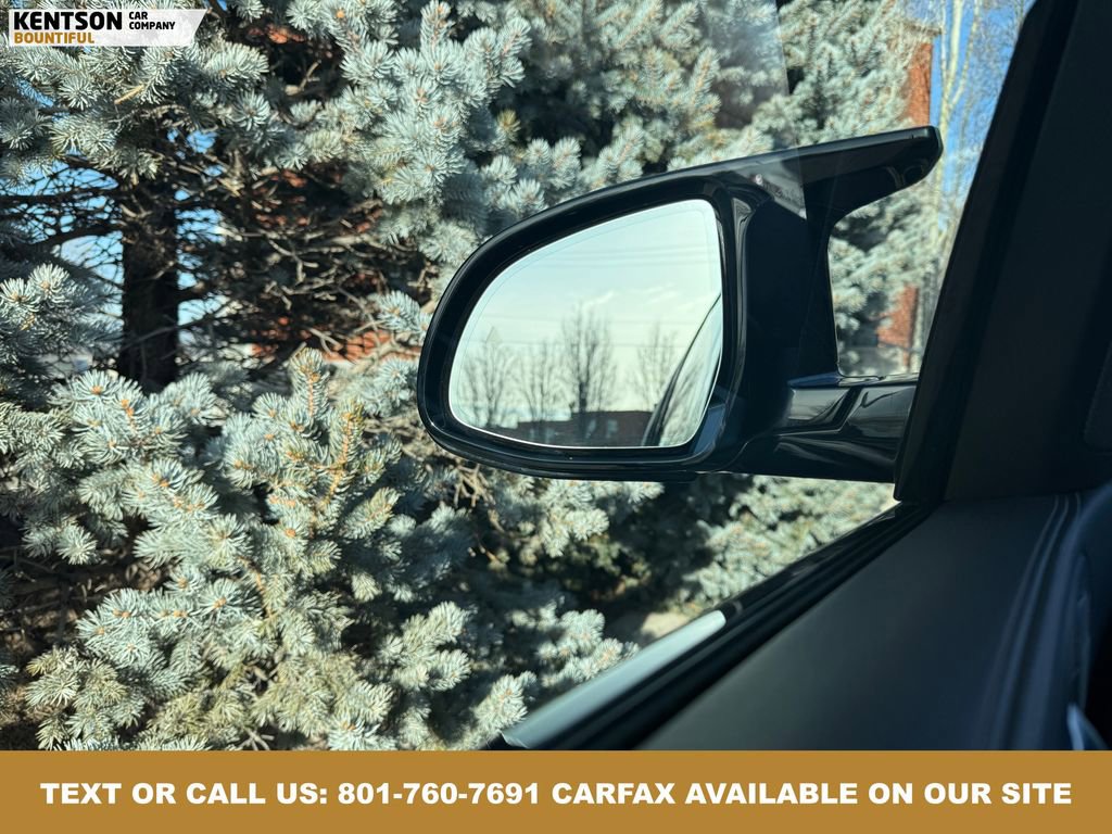 Used 2026 BMW X7 M60i image 25