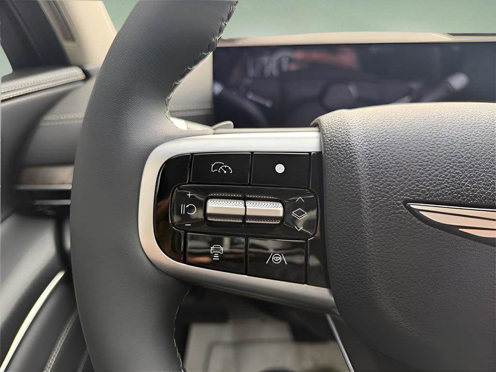 Used 2025 Genesis GV80 2.5T Prestige image 36