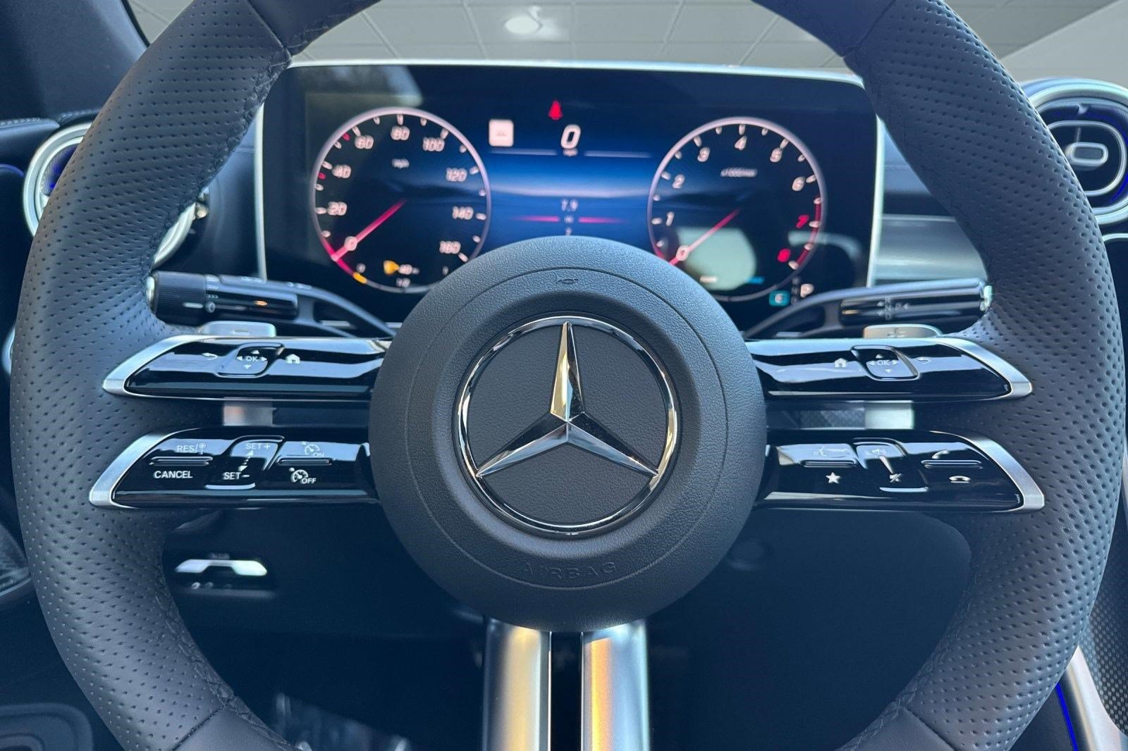 New 2026 Mercedes-Benz CLE 300 4MATIC Coupe image 15