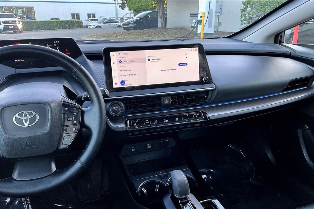 Used 2024 Toyota Prius XLE image 9