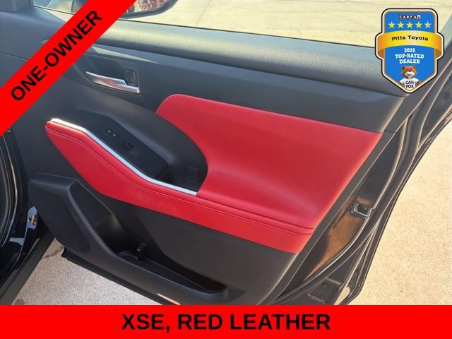 Used 2023 Toyota Highlander XSE image 12