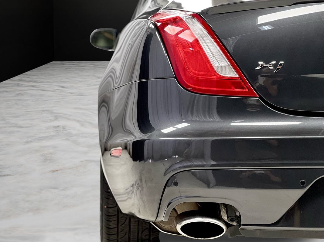 Used 2016 Jaguar XJ R-Sport AWD/4WD image 40