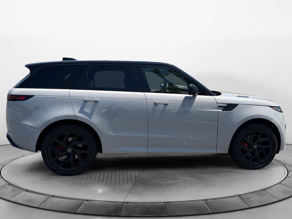 Used 2023 Land Rover Range Rover Sport SE Dynamic AWD/4WD image 8