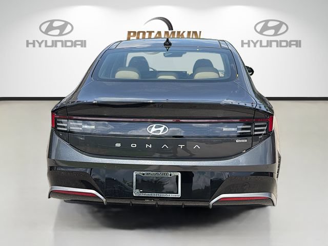 New 2026 Hyundai Sonata Limited FWD image 6