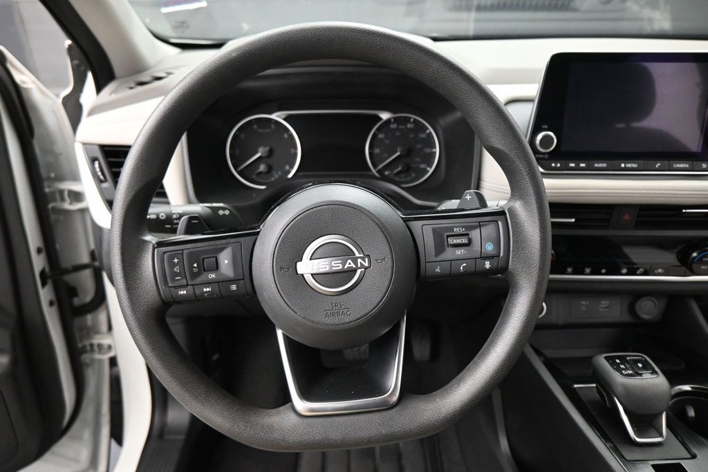 Used 2023 Nissan Rogue SV FWD image 12