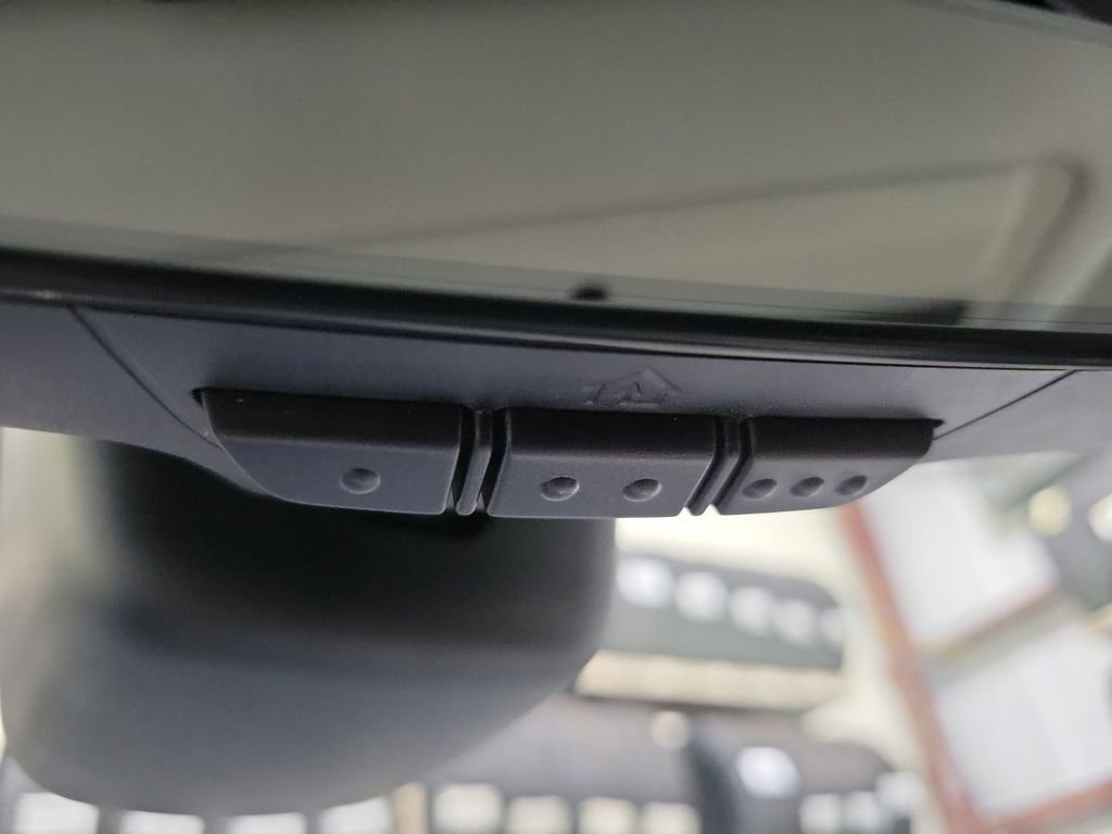 New 2025 Land Rover Discovery Sport S AWD/4WD image 34