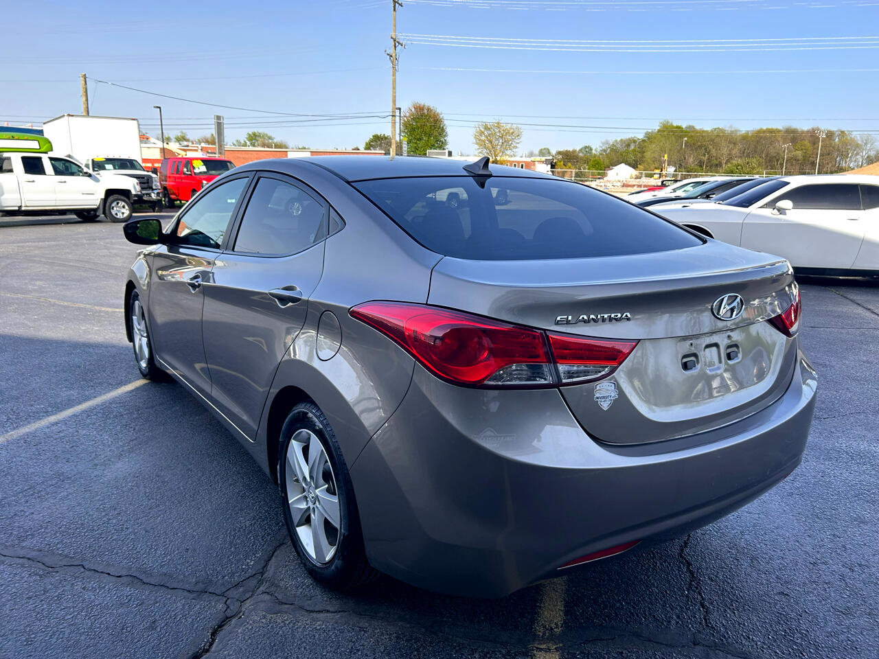 Used 2013 Hyundai Elantra GLS w/ Preferred Pkg image 5