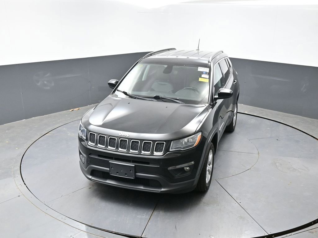 Used 2020 Jeep Compass Latitude AWD/4WD image 16