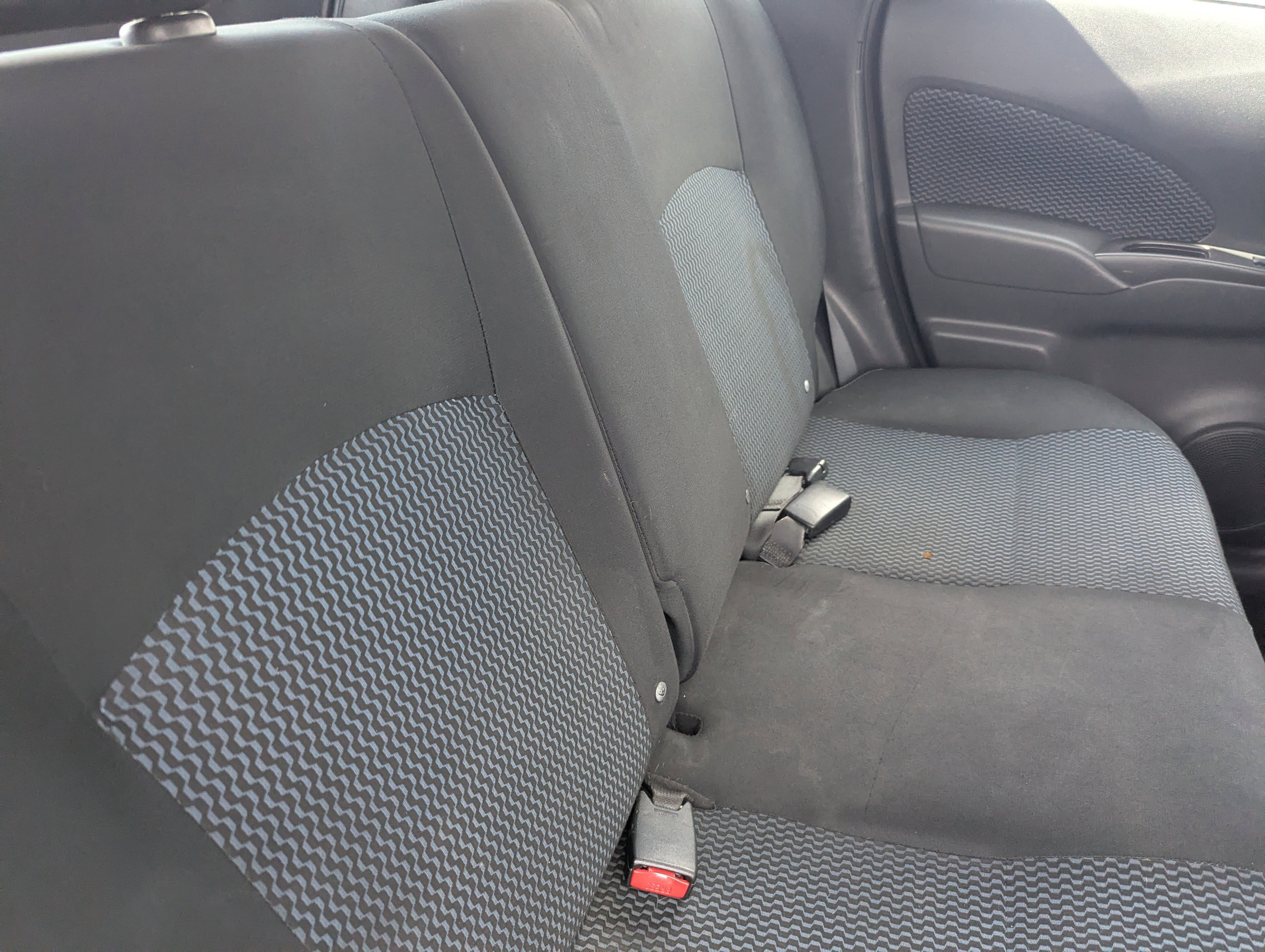 Used 2016 Nissan Versa Note SV image 13