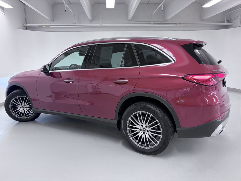 Certified 2025 Mercedes-Benz GLC 300 4MATIC image 8