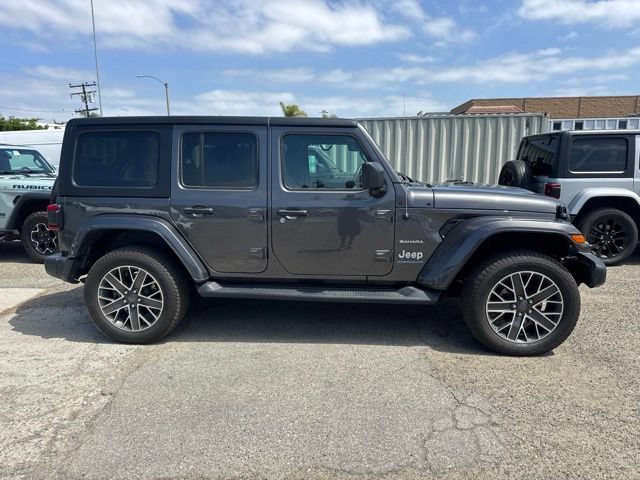 Used 2023 Jeep Wrangler Unlimited Sahara w/ Cold Weather Group AWD/4WD image 4