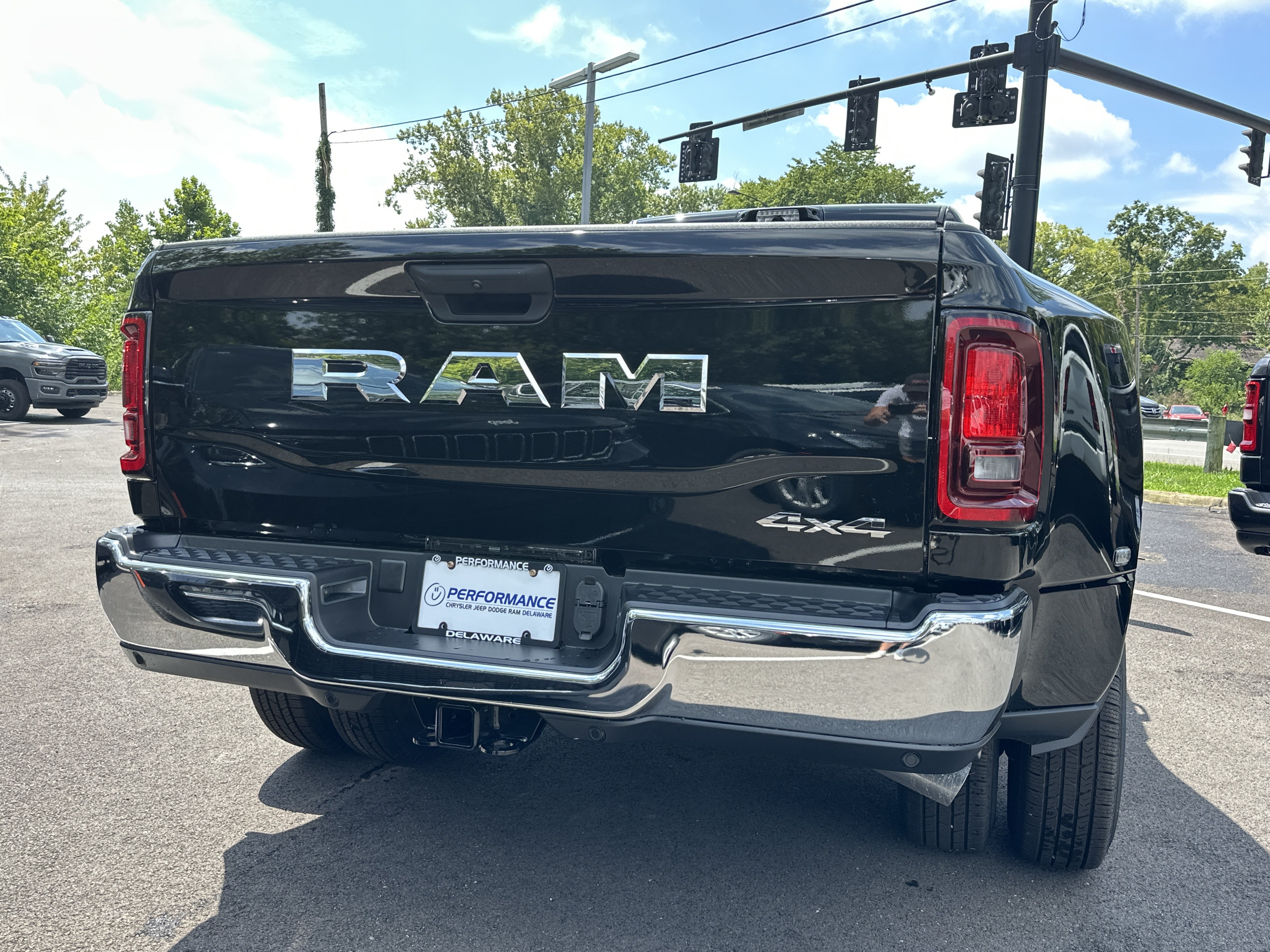 New 2026 RAM 3500 Tradesman AWD/4WD image 17
