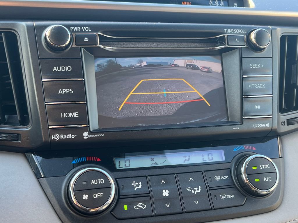 Used 2017 Toyota RAV4 XLE AWD/4WD image 26