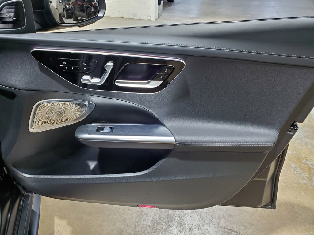 Used 2024 Mercedes-Benz C 300 Sedan image 16