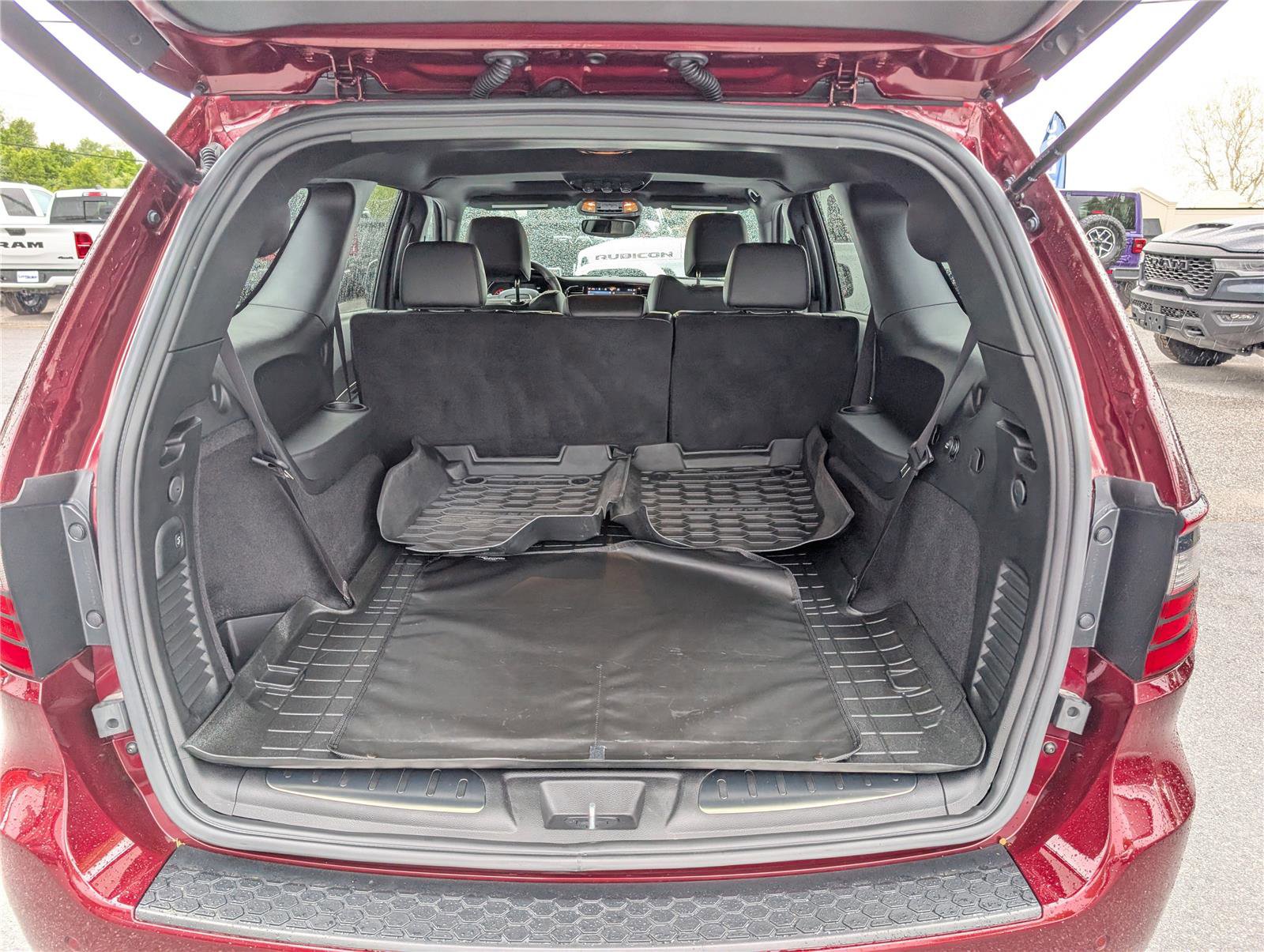 Used 2024 Dodge Durango GT AWD/4WD image 9