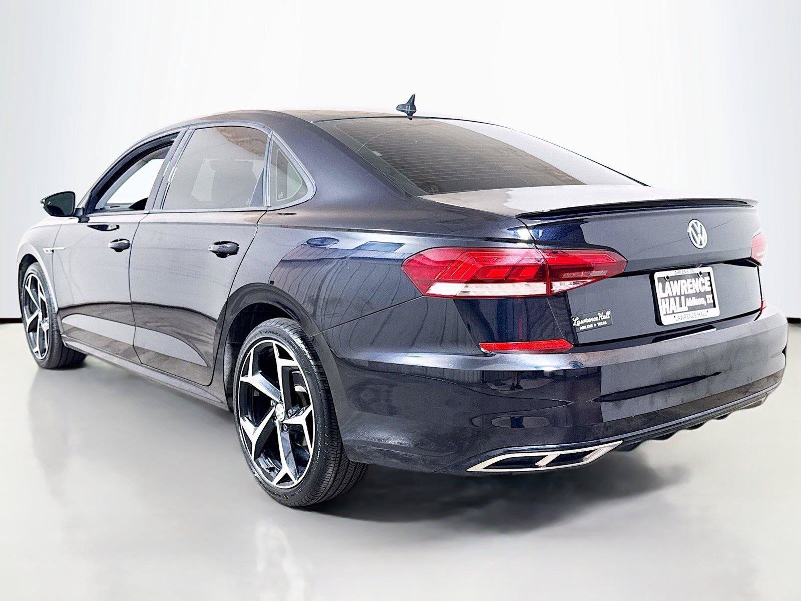 Used 2020 Volkswagen Passat 2.0T R-Line FWD image 6