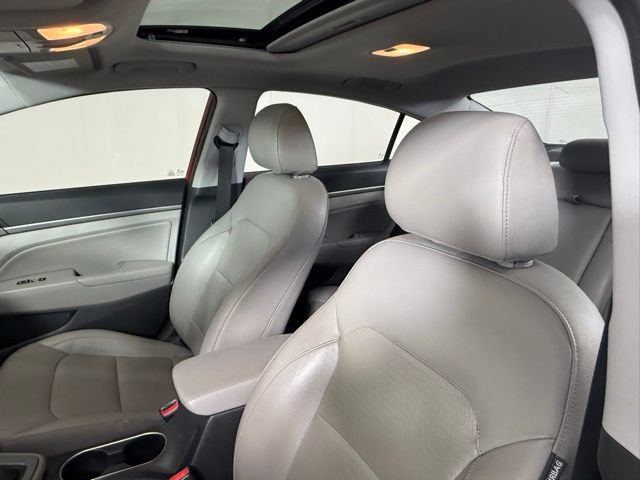 Used 2017 Hyundai Elantra Limited w/ Limited Tech Package 08 FWD image 12