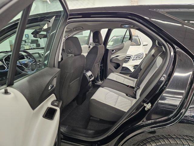 Used 2018 Chevrolet Equinox LS FWD image 9