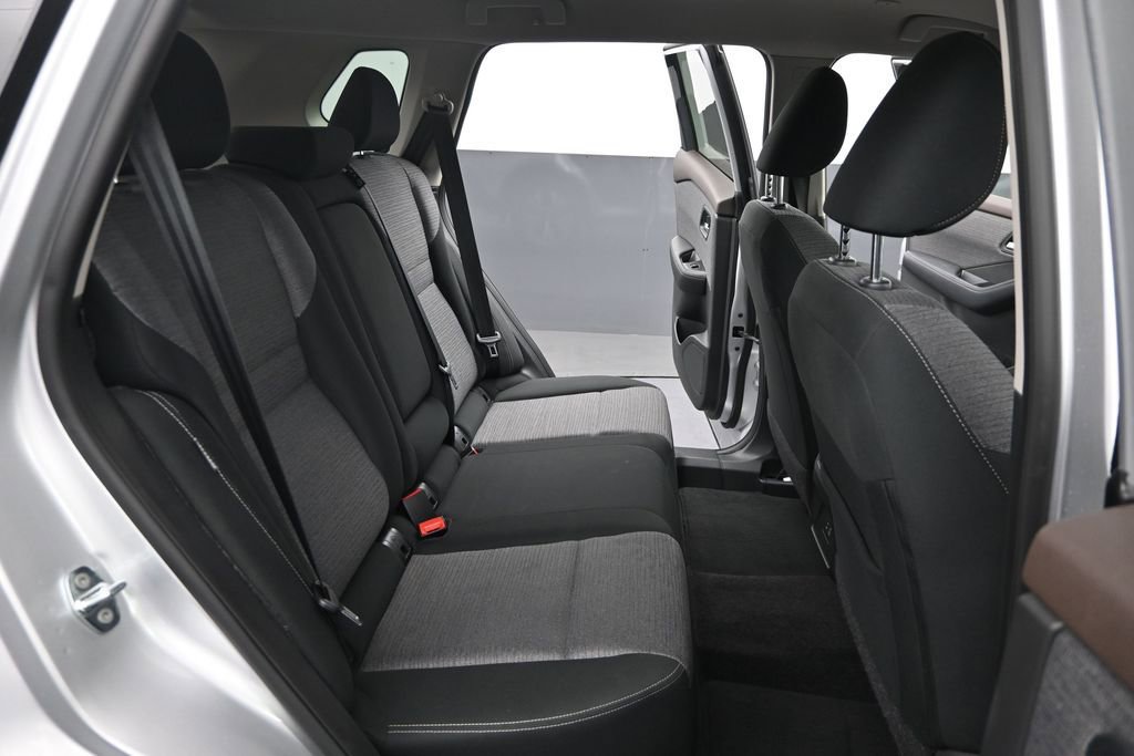 Used 2023 Nissan Rogue SV FWD image 27
